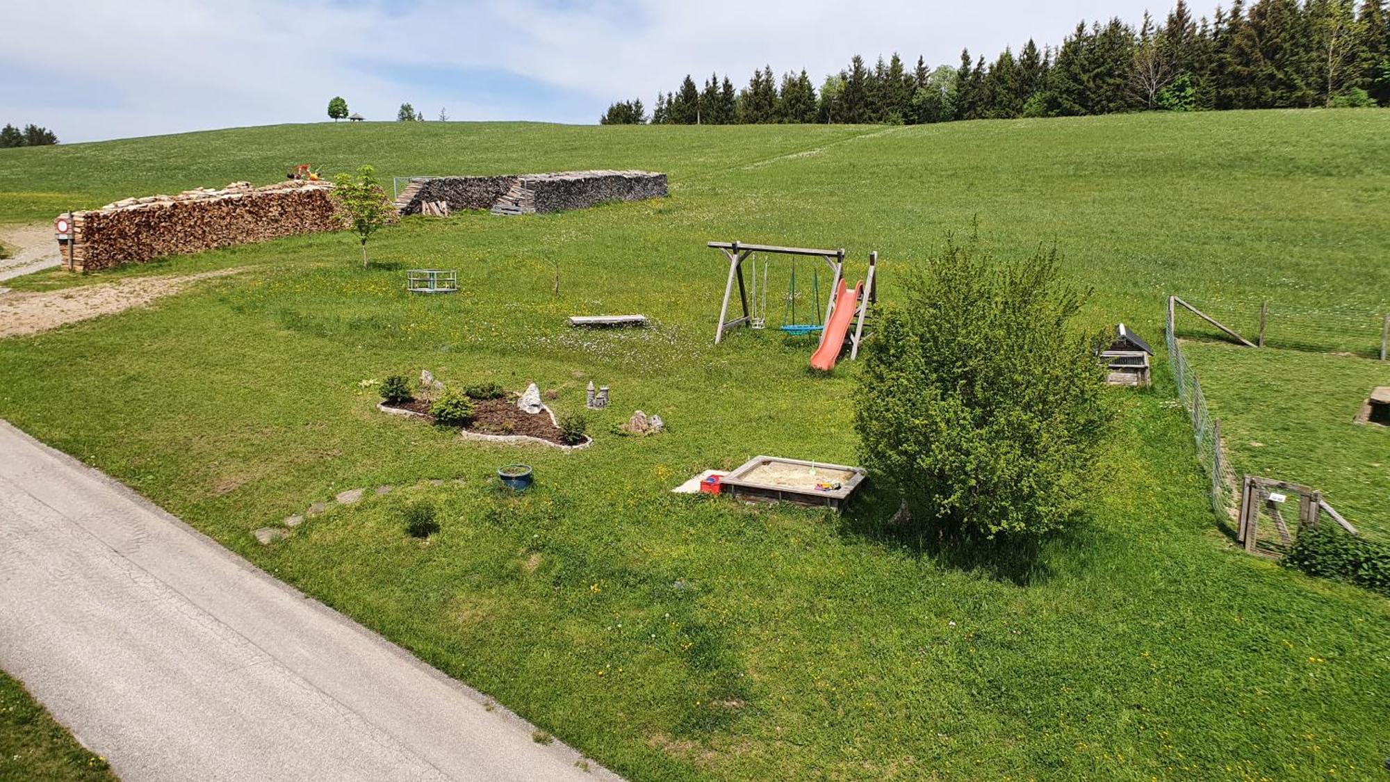 Mitterhirschberg, Familie Schweighuber Apartment Waidhofen an der Ybbs Bagian luar foto